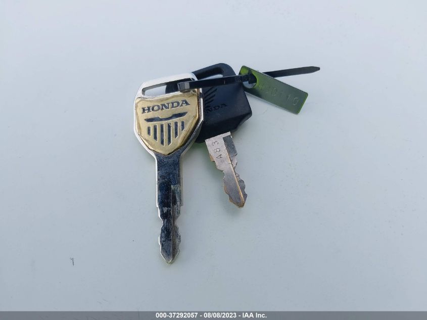 2005 HONDA VTX1800 F1 - 1HFSC46BX5A301883