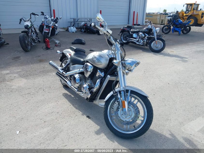 2005 HONDA VTX1800 F1 - 1HFSC46BX5A301883