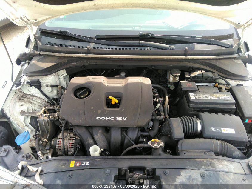 2018 HYUNDAI ELANTRA SEL - 5NPD84LF5JH214780