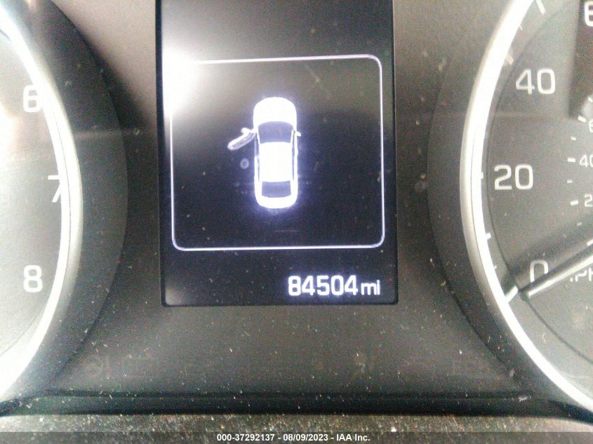 2018 HYUNDAI ELANTRA SEL - 5NPD84LF5JH214780