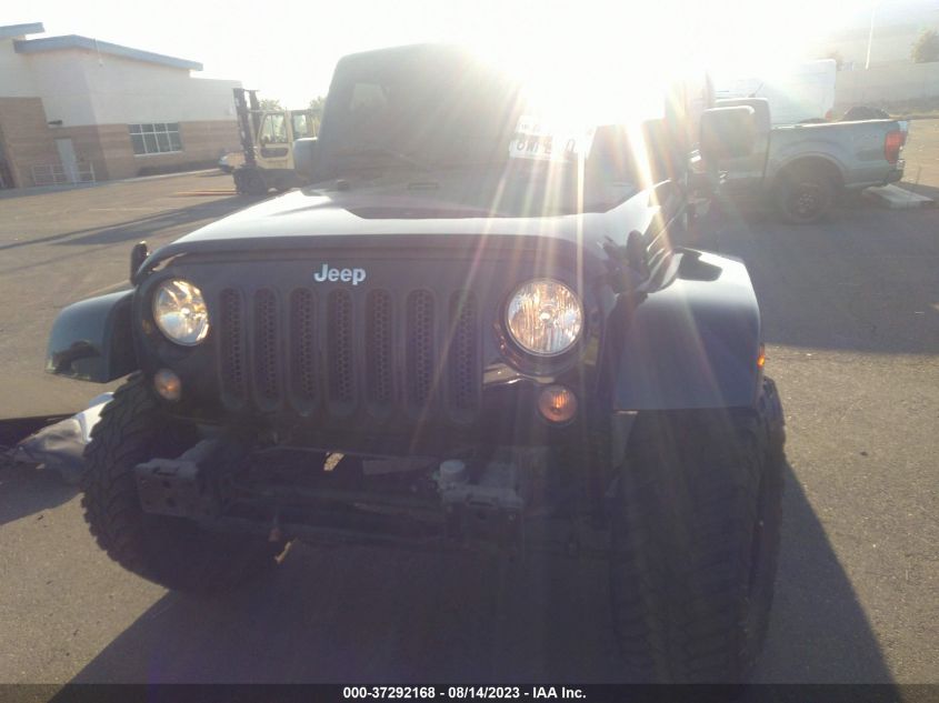 2015 JEEP WRANGLER UNLIMITED SAHARA - 1C4BJWEG5FL693508