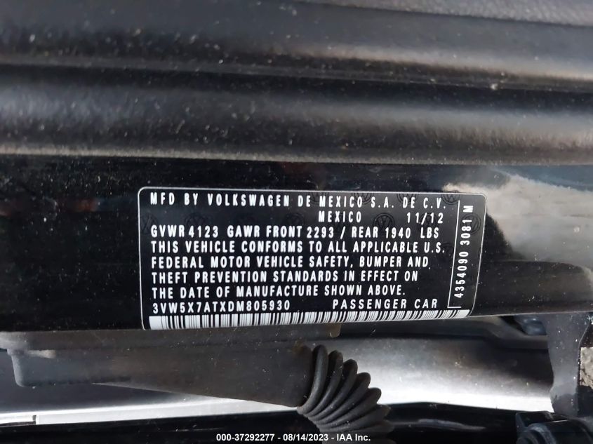 2013 VOLKSWAGEN BEETLE CONVERTIBLE 2.5L W/TECH 3VW5X7ATXDM805930