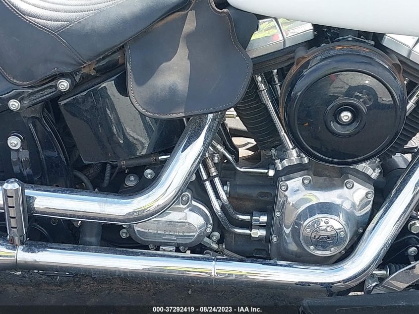 2014 HARLEY-DAVIDSON FLS SOFTAIL SLIM 1HD1JRV18EB051960