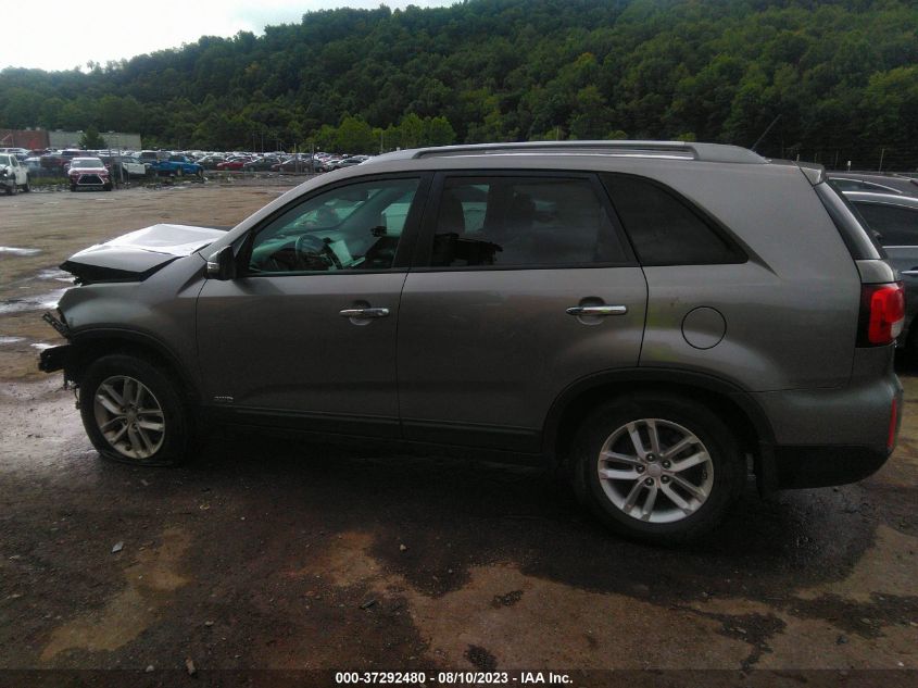 2015 KIA SORENTO LX - 5XYKTDA70FG584034