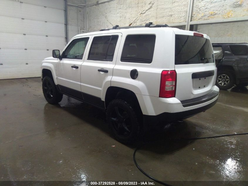 2016 JEEP PATRIOT SPORT SE - 1C4NJRBB8GD595883