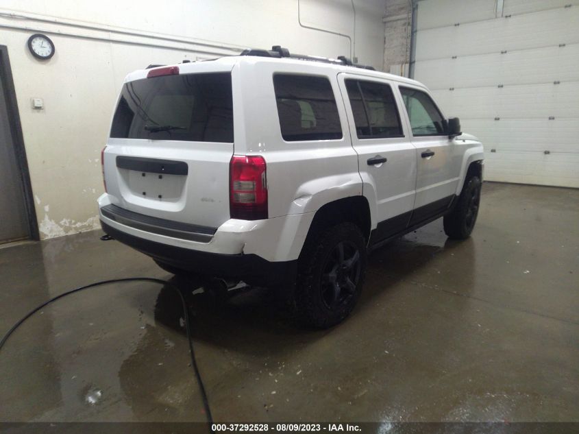 2016 JEEP PATRIOT SPORT SE - 1C4NJRBB8GD595883