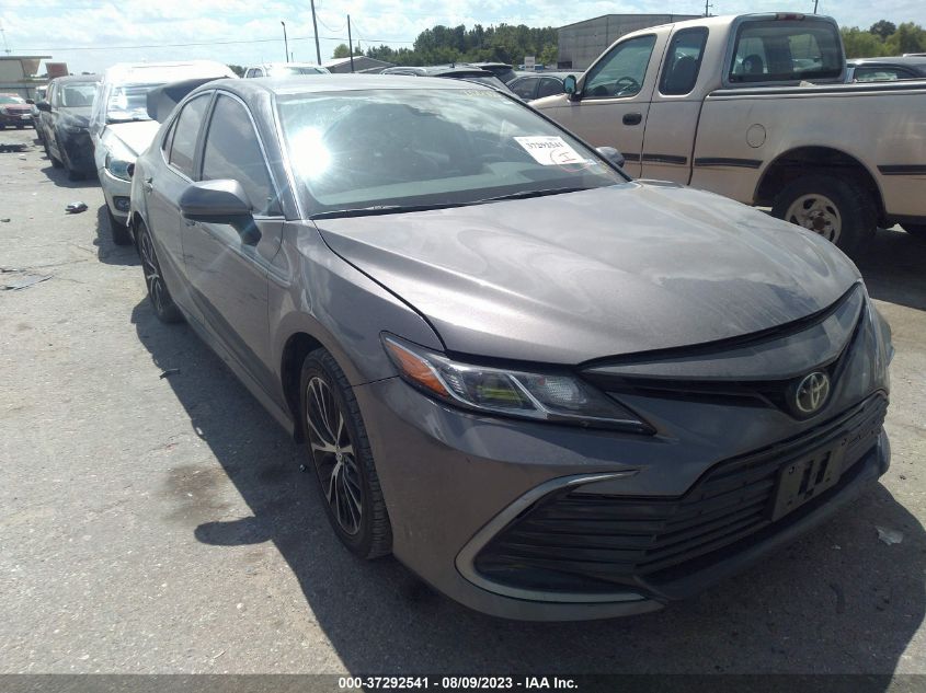 2021 TOYOTA CAMRY LE - 4T1C11AK8MU562545