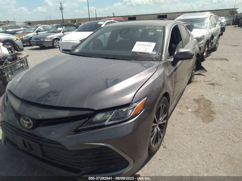 2021 TOYOTA CAMRY LE - 4T1C11AK8MU562545