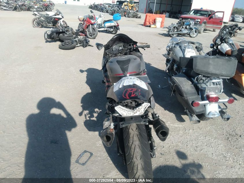 2022 KAWASAKI ZX1400 J - JKBZXNJ18NA015750