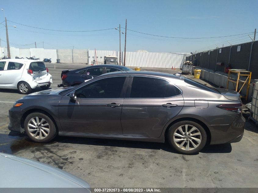 4T1C11AK6MU612889 Toyota Camry LE 14