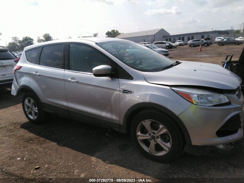 2016 FORD ESCAPE SE - 1FMCU9GX4GUA09047