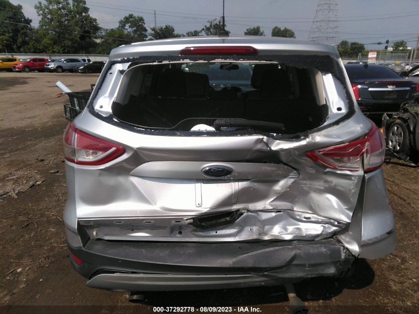 2016 FORD ESCAPE SE - 1FMCU9GX4GUA09047