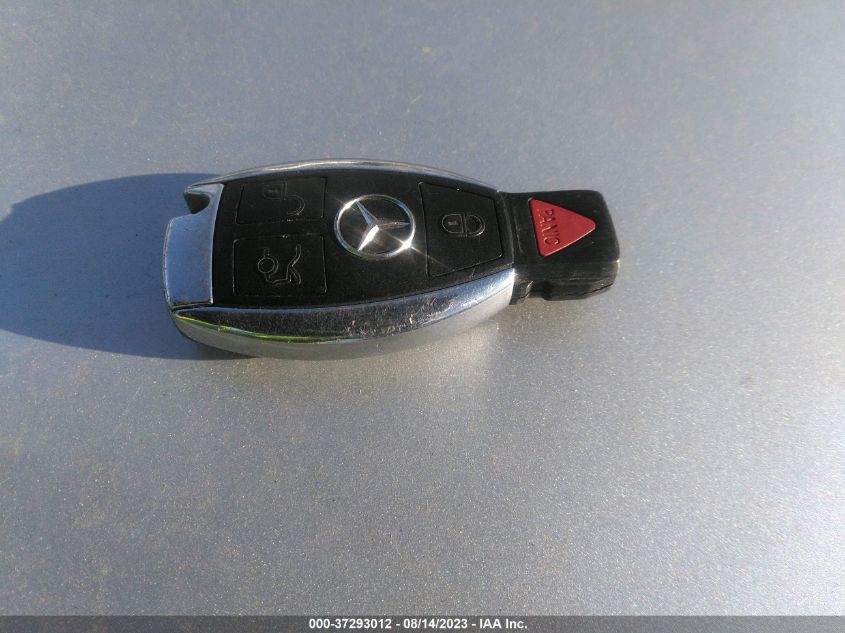 2013 MERCEDES-BENZ C-CLASS C 250 - WDDGF4HB1DA851708