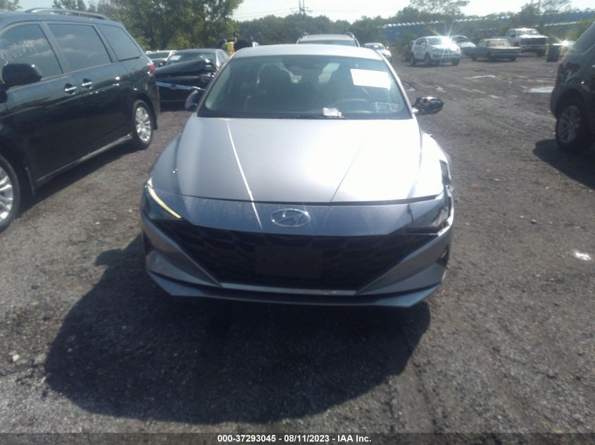 5NPLM4AG4NH075198 Hyundai Elantra SEL 12