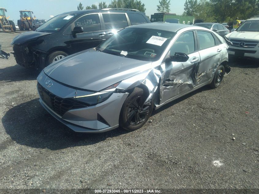 5NPLM4AG4NH075198 Hyundai Elantra SEL 2