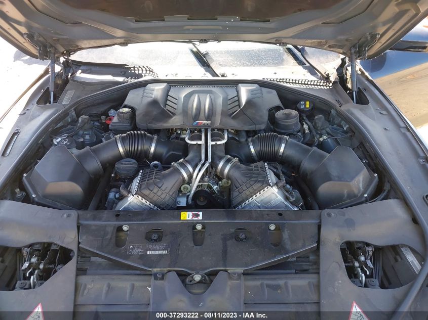 2015 BMW M6 WBSLZ9C53FD651230
