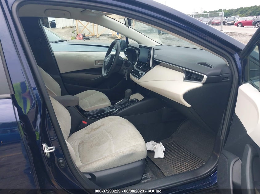 VIN 5YFEPRAE2LP043278 2020 TOYOTA COROLLA LE