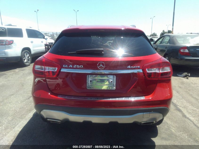 2020 MERCEDES-BENZ GLA GLA 250 - W1NTG4GB2LU030761
