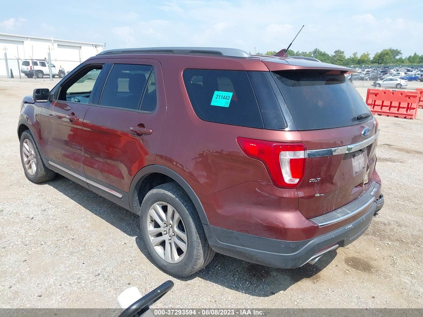 VIN 1FM5K8D87JGC15913 2018 FORD EXPLORER XLT