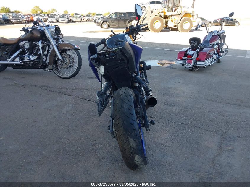 2019 YAMAHA YZFR3 MH3RH17Y9KK001030