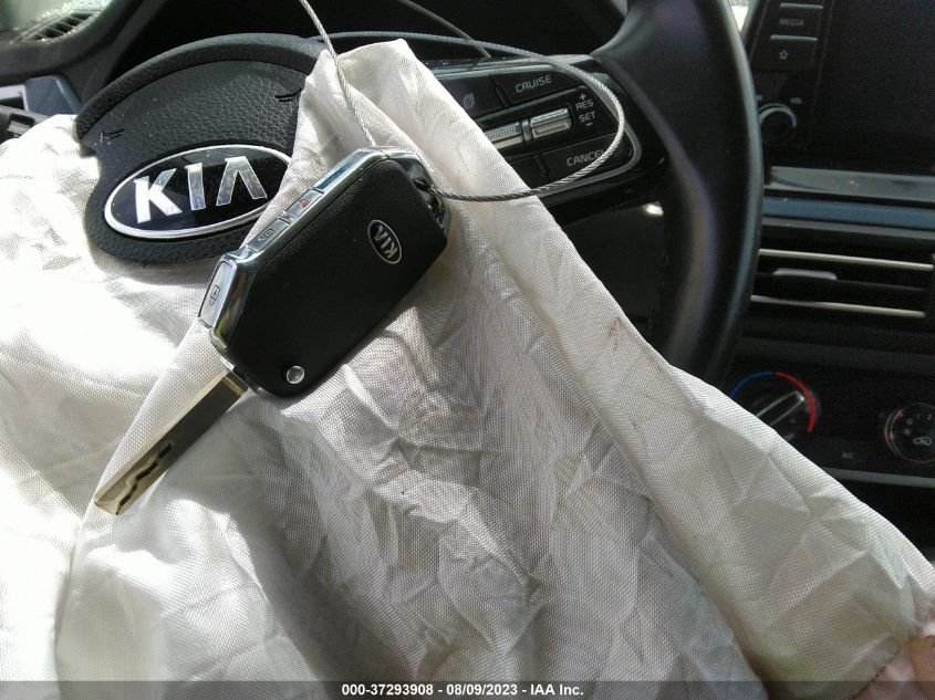 2021 KIA SELTOS S - KNDEUCAA7M7166970