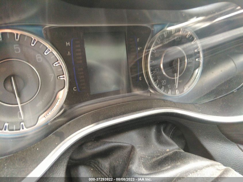 2016 CHRYSLER 200 LIMITED - 1C3CCCAGXGN111500