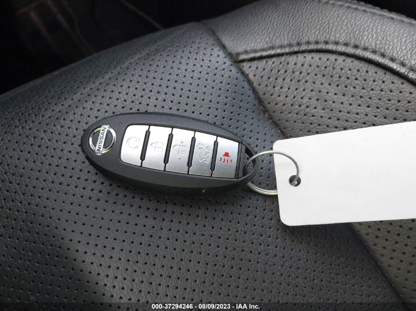 2019 NISSAN ROGUE SL - 5N1AT2MT3KC794355