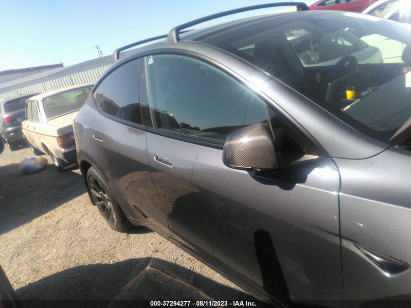 2023 TESLA MODEL Y - 7SAYGDEE7PF812971