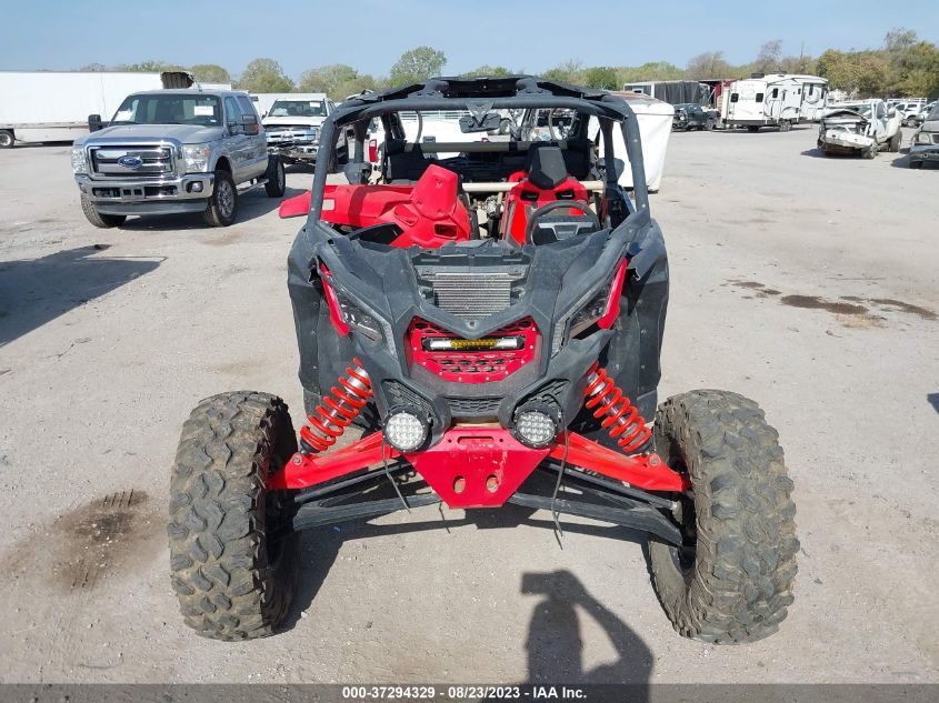 2022 CAN-AM MAVERICK X3 MAX X RS TURBO RR - 3JBVNAV44NE000321