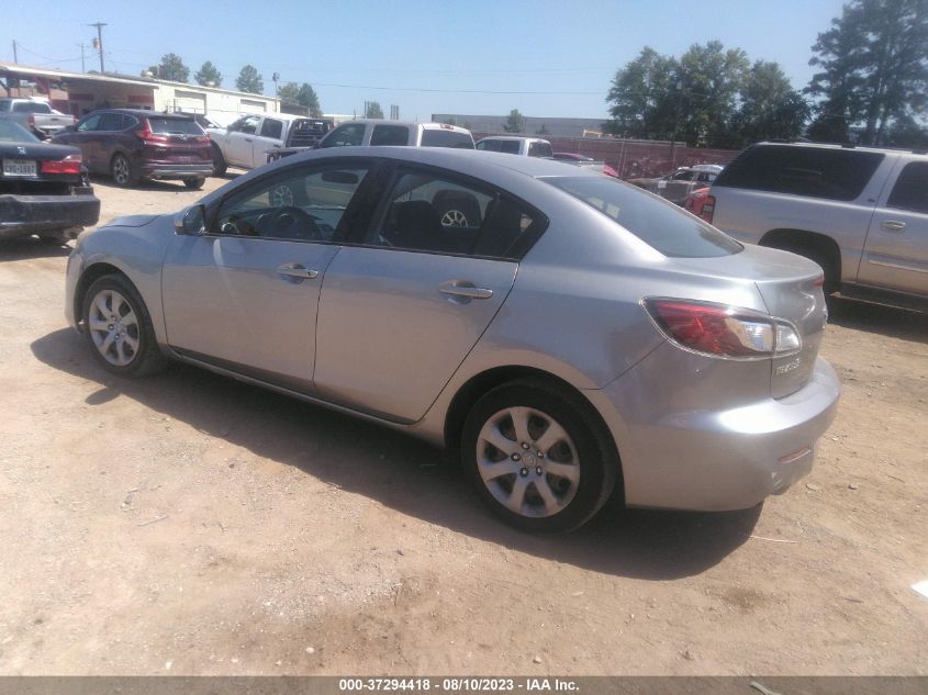 2013 MAZDA MAZDA3 I SPORT - JM1BL1U74D1847780