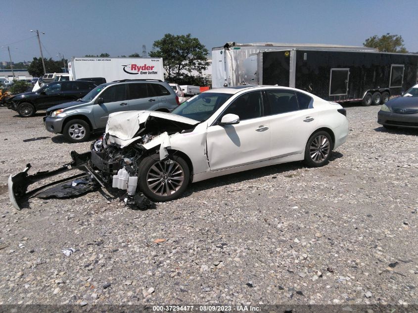 2018 INFINITI Q50 LUXE/SPORT - JN1EV7AR5JM441066
