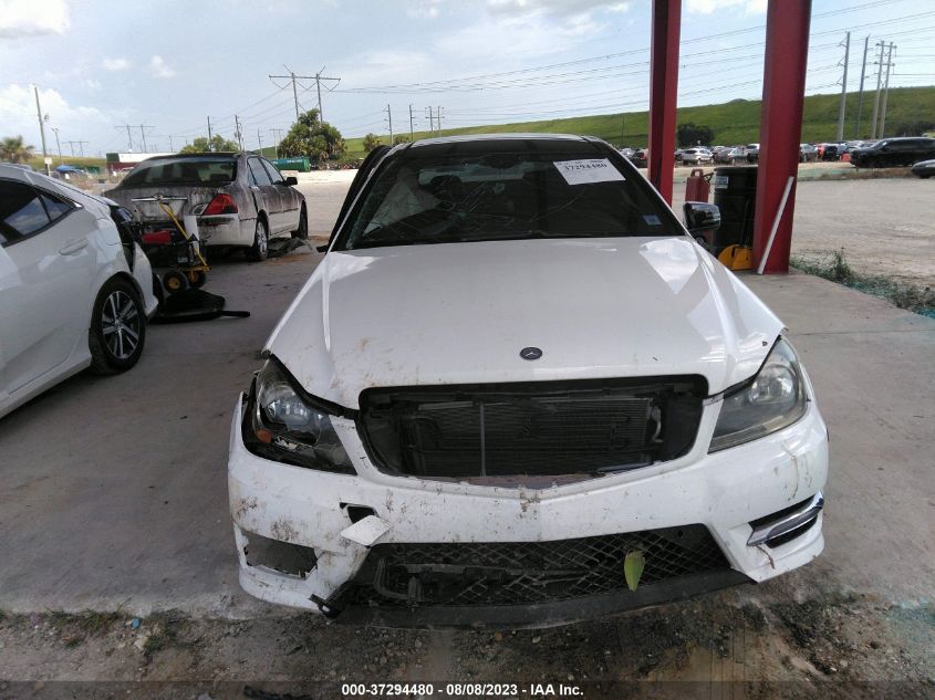 2014 MERCEDES-BENZ C-CLASS C 250 - WDDGJ4HB4EG271088