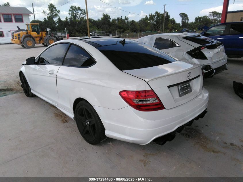 2014 MERCEDES-BENZ C-CLASS C 250 - WDDGJ4HB4EG271088