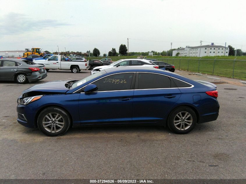 2017 HYUNDAI SONATA SE - 5NPE24AF9HH460234