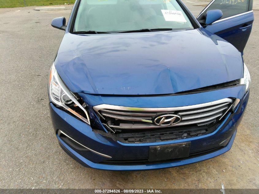 2017 HYUNDAI SONATA SE - 5NPE24AF9HH460234