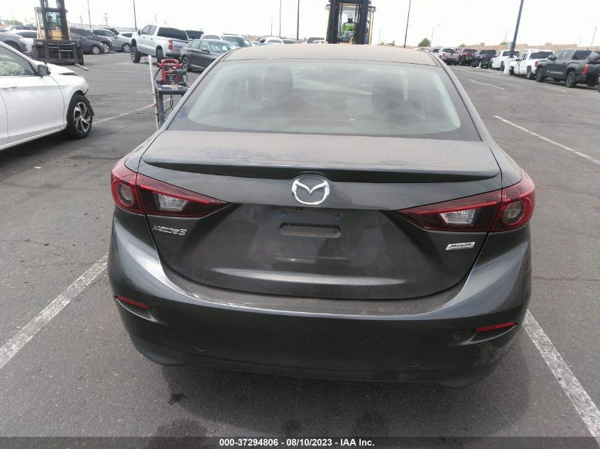2018 MAZDA MAZDA3 4-DOOR TOURING - 3MZBN1V37JM271636
