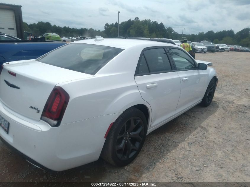 2C3CCABG6MH525638 Chrysler 300 300S 4