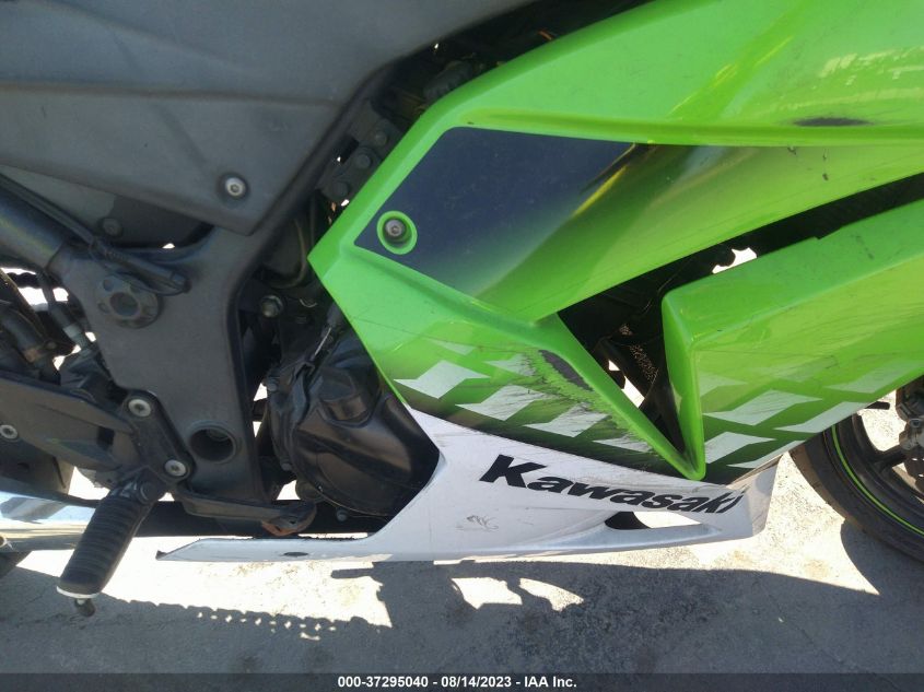 2009 KAWASAKI EX250 J JKAEXMJ159DA31327