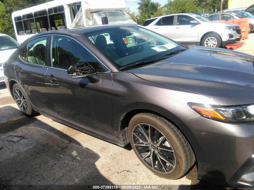 2022 TOYOTA CAMRY SE - 4T1G11AKXNU699036