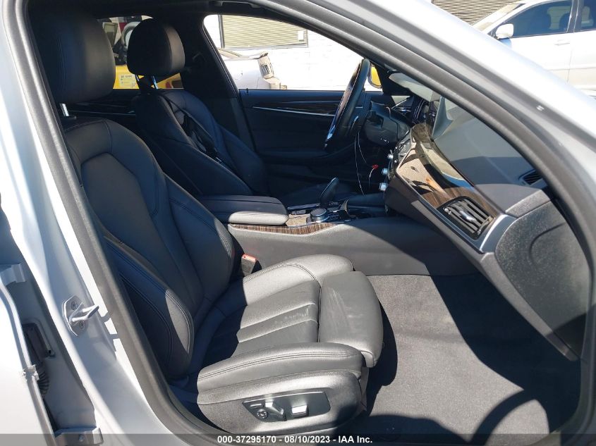 2019 BMW 5 SERIES 530E IPERFORMANCE - WBAJA9C50KB393080