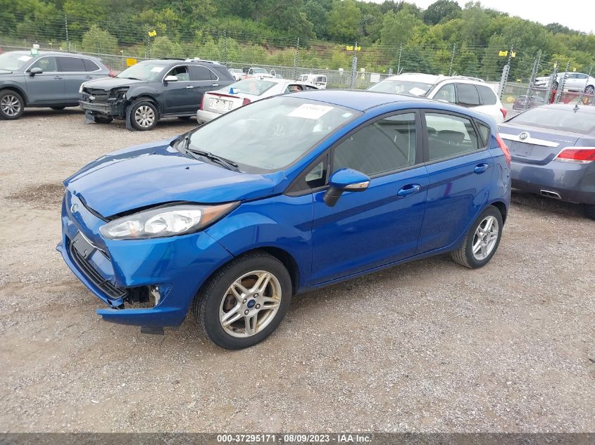 3FADP4EJ5KM117827 Ford Fiesta SE 2