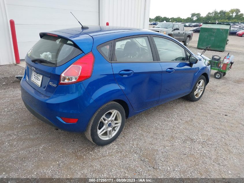 3FADP4EJ5KM117827 Ford Fiesta SE 4