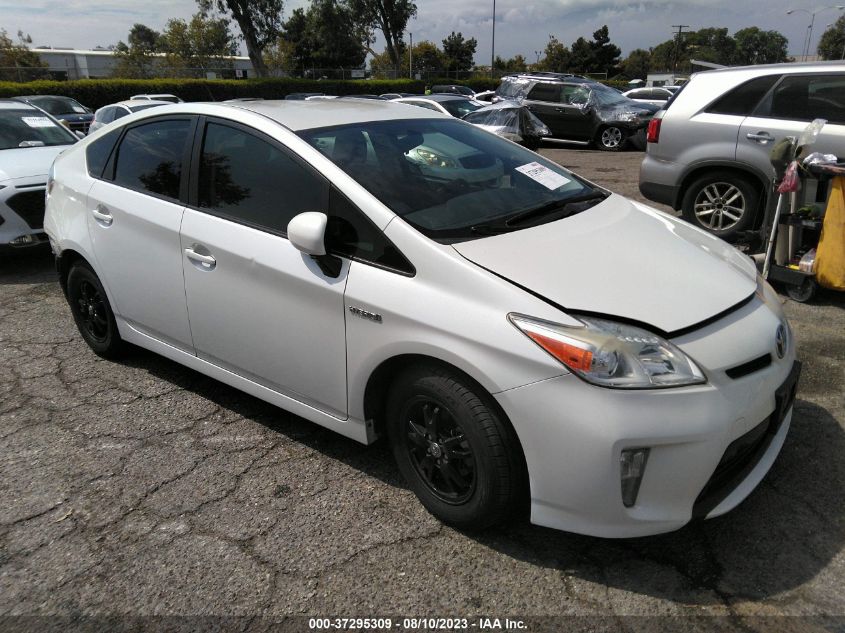 2015 TOYOTA PRIUS FOUR - JTDKN3DUXF0476810