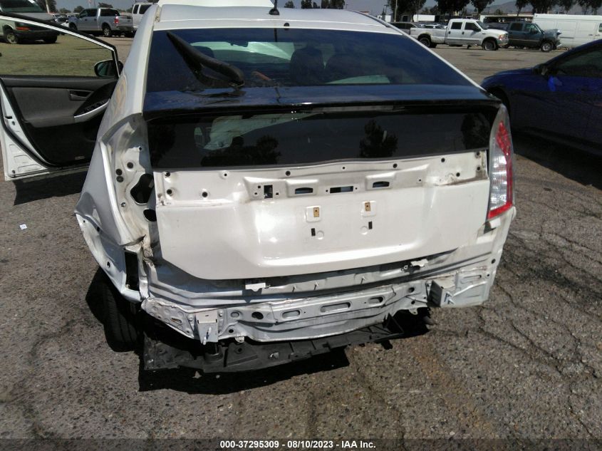 2015 TOYOTA PRIUS FOUR - JTDKN3DUXF0476810