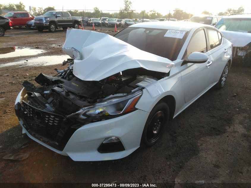 1N4BL4BV0MN314987 Nissan Altima S 2