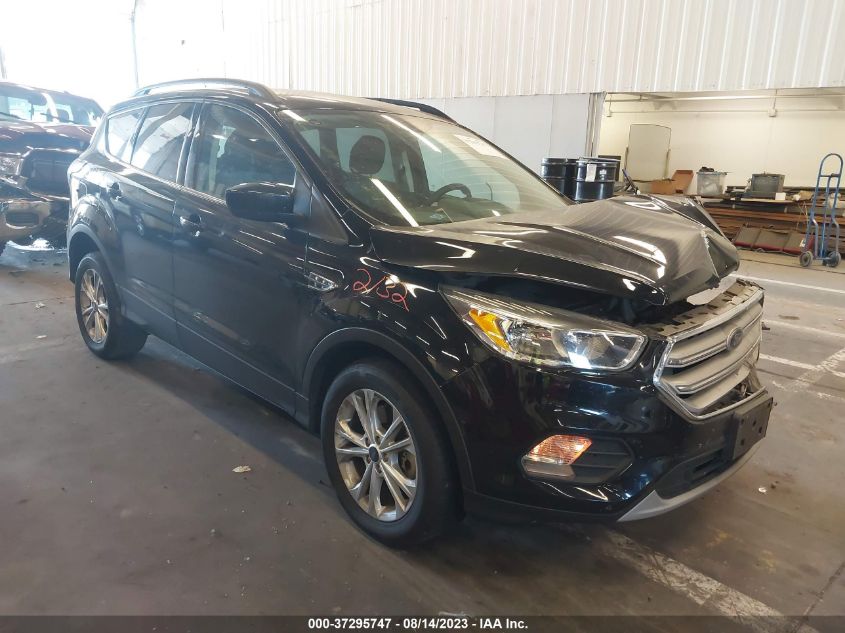 2018 FORD ESCAPE SE - 1FMCU9GD5JUC36440