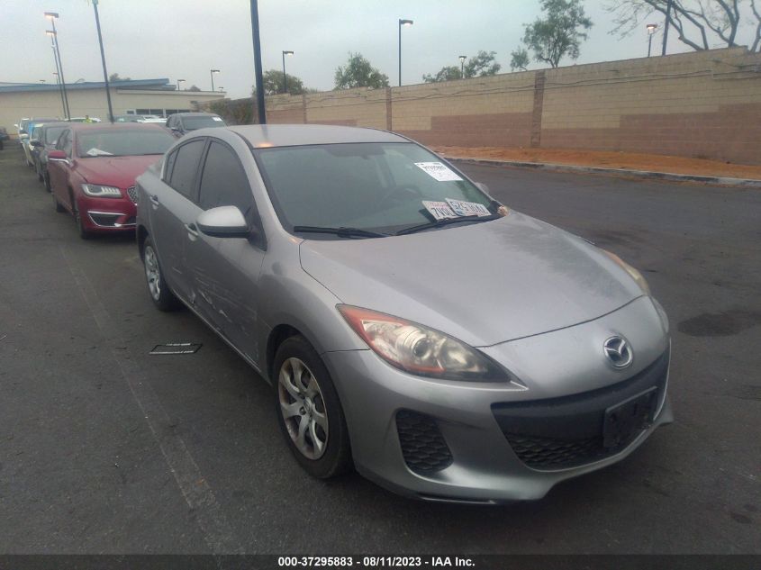 2013 MAZDA MAZDA3 I SV - JM1BL1TF1D1713589