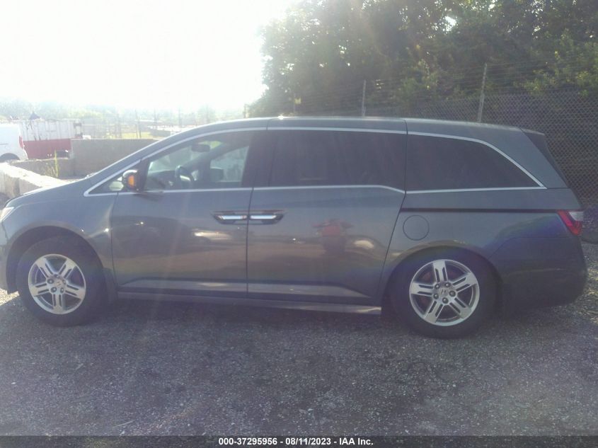 2013 HONDA ODYSSEY TOURING/TOURING ELITE - 5FNRL5H96DB057082