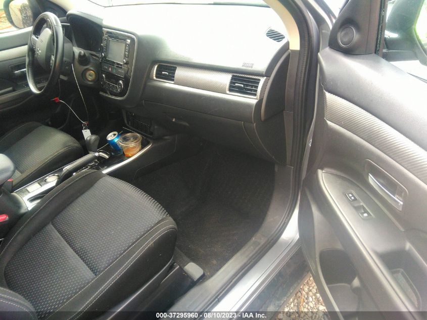 2017 MITSUBISHI OUTLANDER ES - JA4AD2A36HZ010353