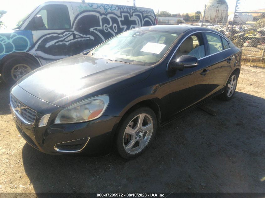 2013 VOLVO S60 T5 - YV1612FS4D2221682